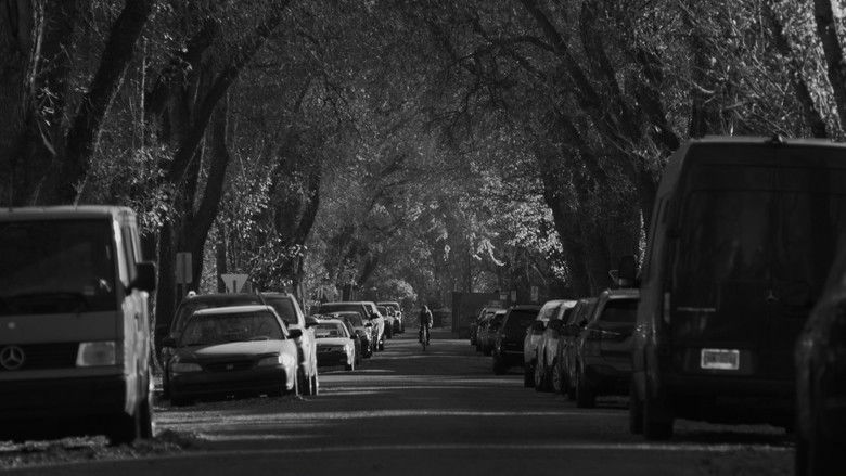 кадр из фильма Resting Bike Face