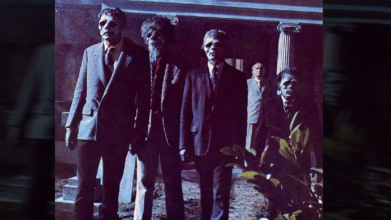 кадр из фильма Склеп ужаса