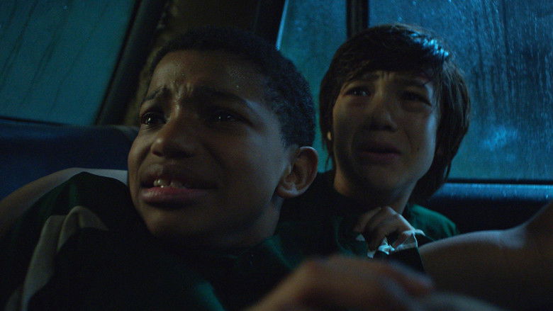 кадр из фильма Прячься