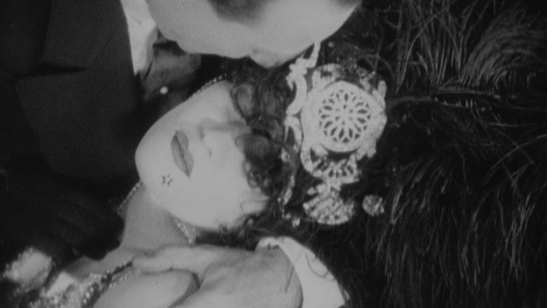 кадр из фильма Zaza