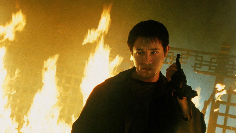 кадр из фильма Ромео должен умереть