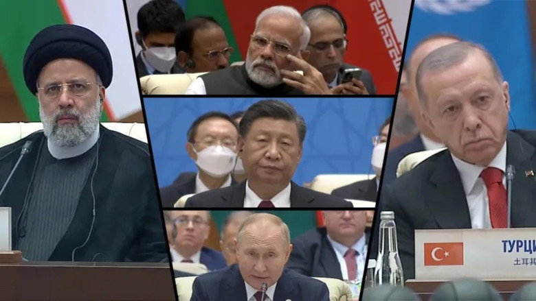 кадр из фильма Les Empires contre-attaquent