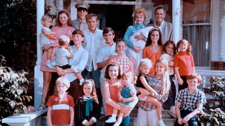 кадр из фильма Твои, мои и наши