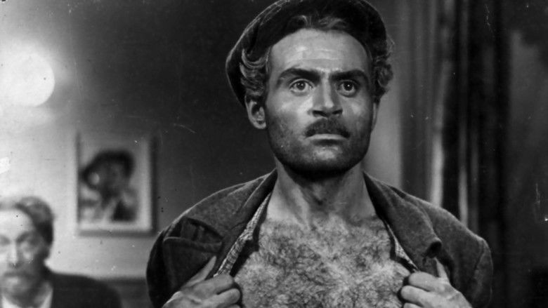 кадр из фильма Неспокойный путь