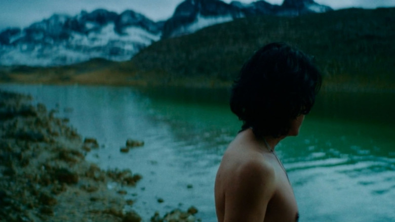 кадр из фильма El espejo del valle