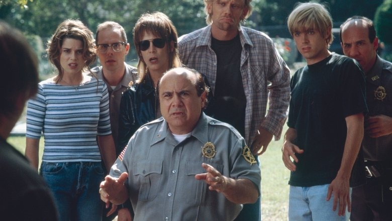 кадр из фильма Утопим Мону!