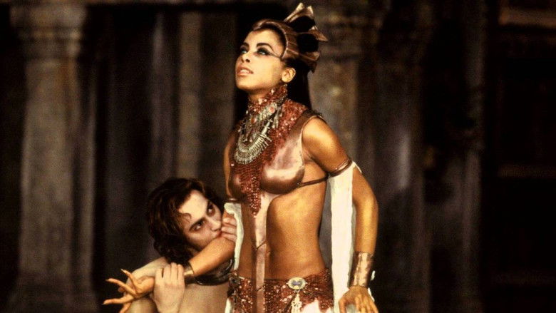 кадр из фильма Королева проклятых