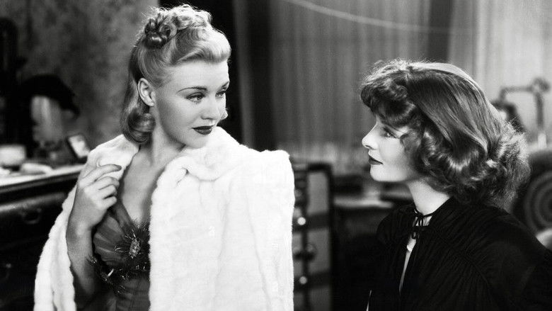 кадр из фильма Дверь на сцену