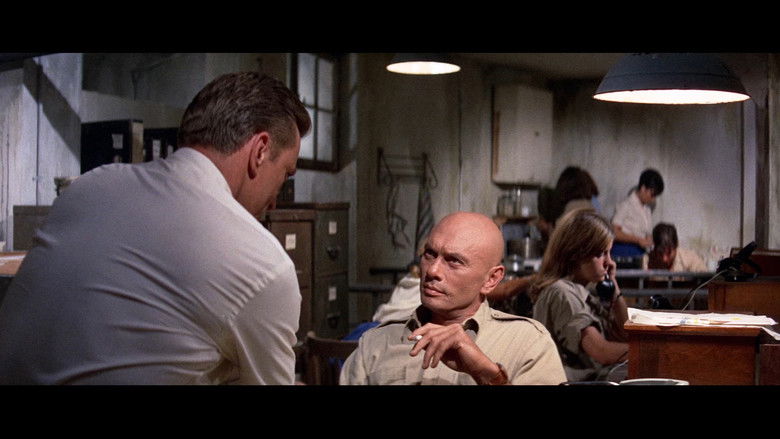 кадр из фильма Откинь гигантскую тень