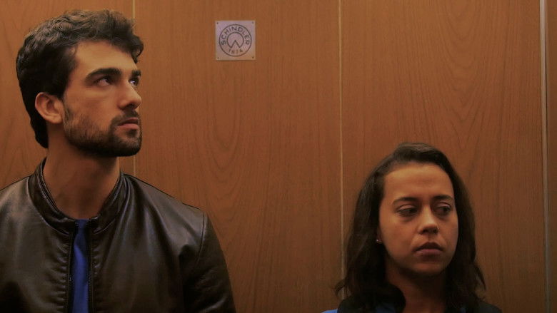 кадр из фильма Toda Sombra Parece Viva