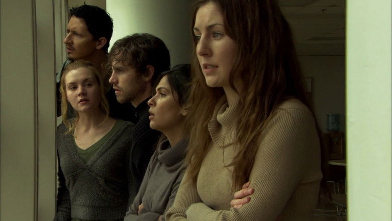 кадр из фильма Зуб и ноготь