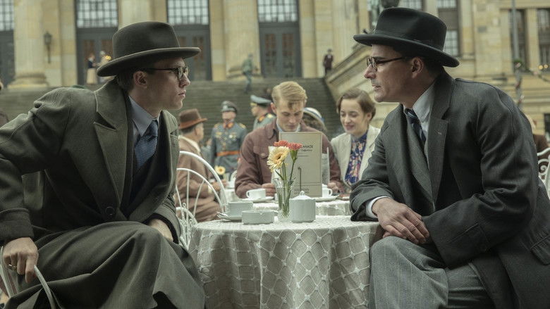 кадр из фильма Мюнхен. На грани войны