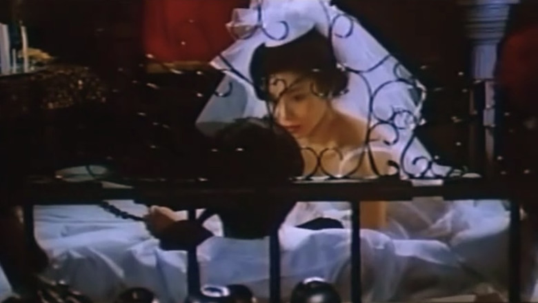 кадр из фильма マダム・サド　牝地獄