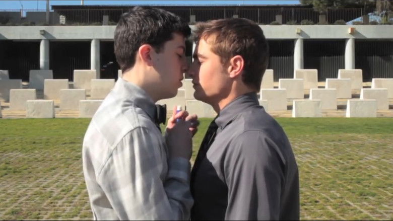 кадр из фильма You're So Hot with Chris Mintz-Plasse and Dave Franco