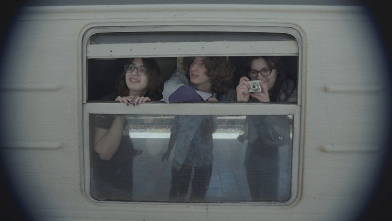 кадр из фильма ნედლი ქალაქი