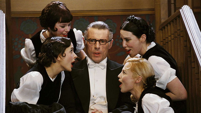 кадр из фильма Только не в губы