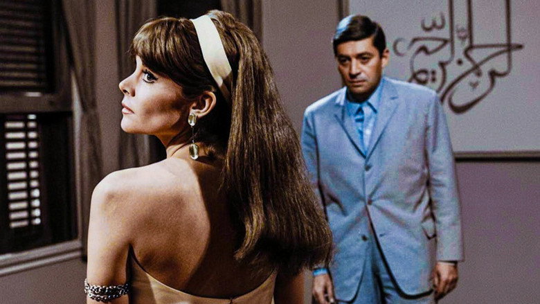 кадр из фильма Бессмертная