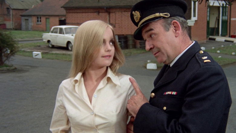 кадр из фильма Игры и развлечения