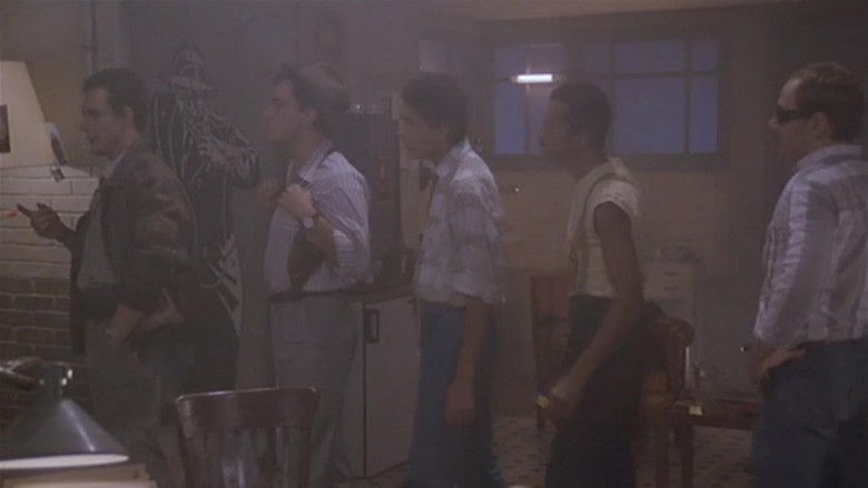 кадр из фильма Le téléphone sonne toujours deux fois