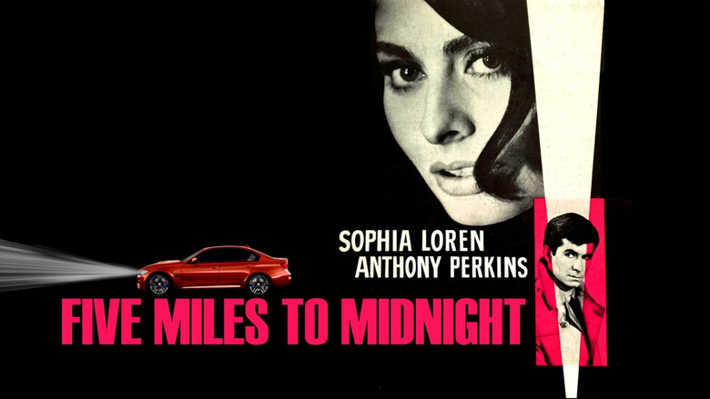 кадр из фильма Пять миль до полуночи