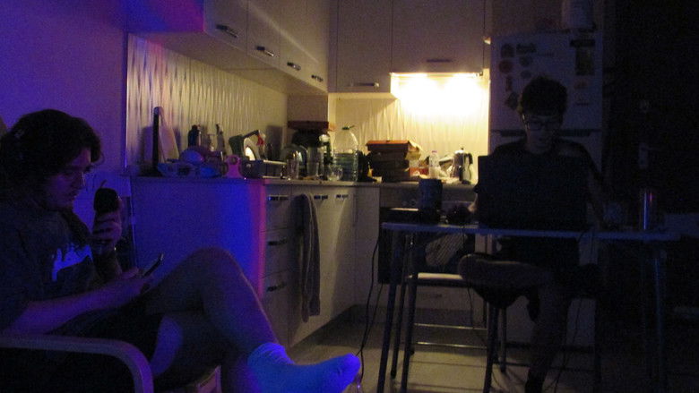 кадр из фильма ZÜHUL