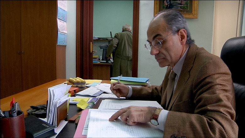 кадр из фильма L'amministratore