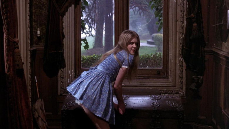 кадр из фильма Мамочка, нянечка, сыночек и доченька