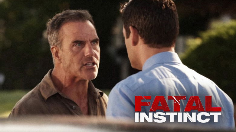 кадр из фильма Fatal Instinct