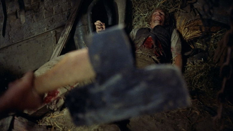 кадр из фильма Отель проклятых