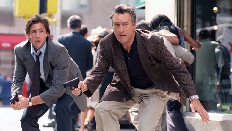 кадр из фильма 15 минут славы