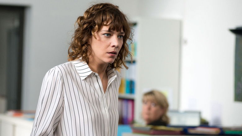 кадр из фильма Корпорация