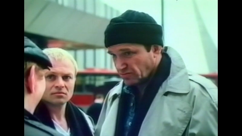 кадр из фильма По Таганке ходят танки