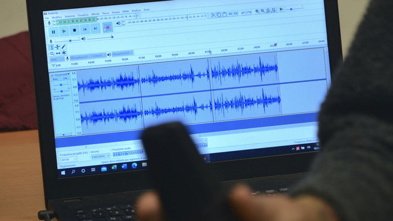 кадр из фильма Il Centro per i Giovani - volti, racconti ed esperienze sotto la mascherina