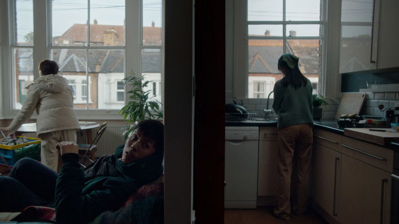 кадр из фильма 逆留