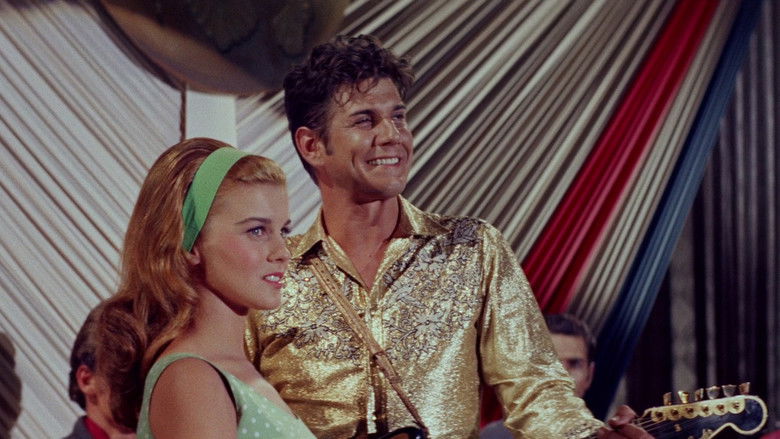 кадр из фильма Пока, пташка