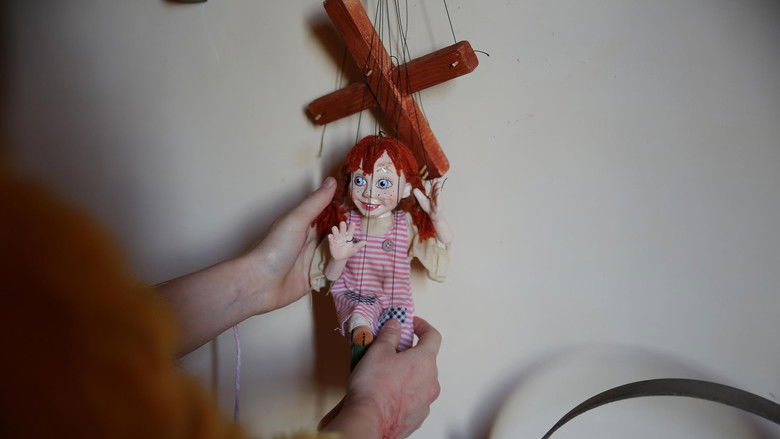 кадр из фильма Strings