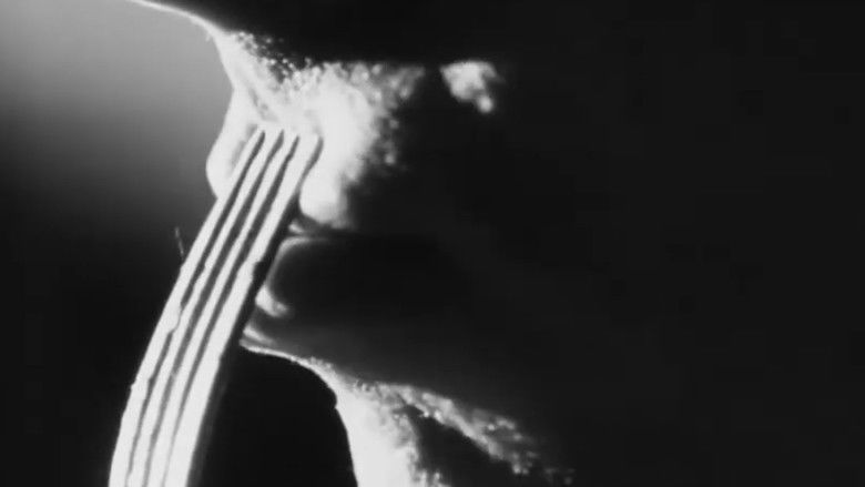 кадр из фильма Surrender Dorothy