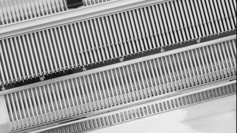 Knitting Machine