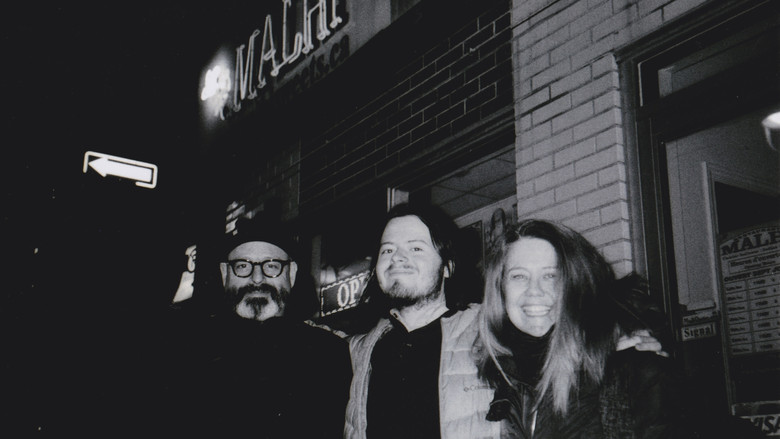 кадр из фильма Family Photos