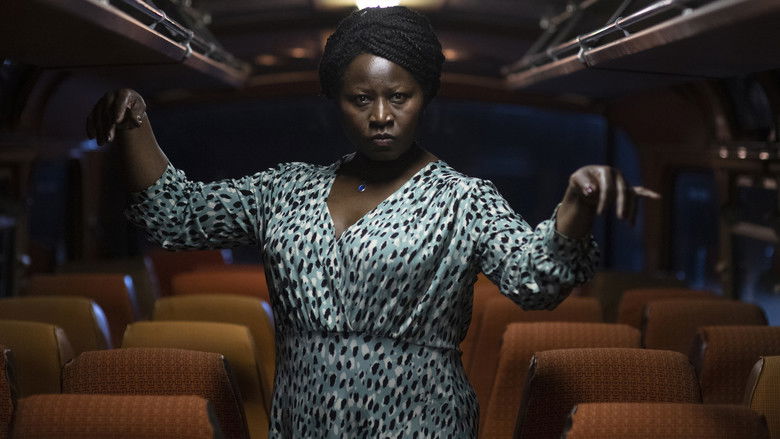 кадр из фильма Парни не танцуют