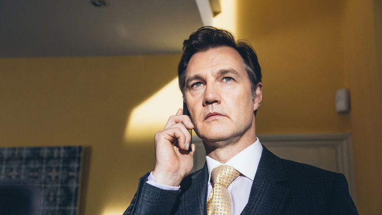 кадр из фильма Этажом ниже