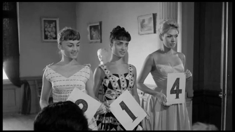 кадр из фильма Λαός και Κολωνάκι