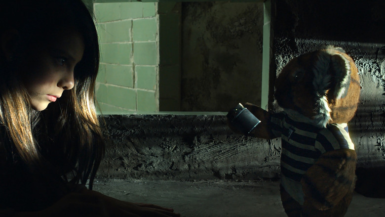 кадр из фильма Всегда возвращается