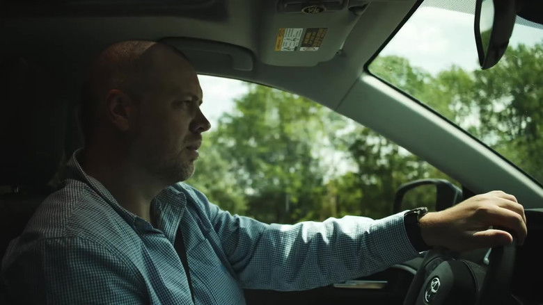 кадр из фильма Mute