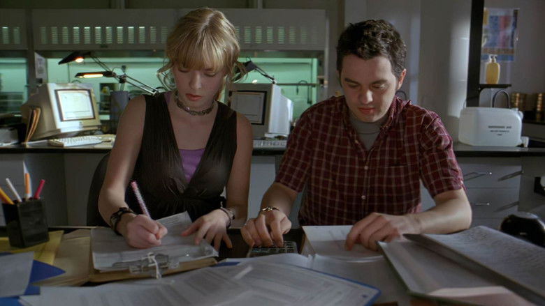 кадр из фильма Absolute Zero