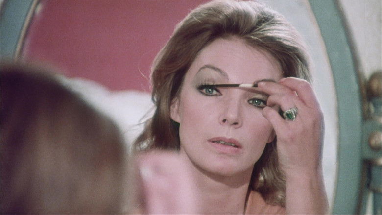 кадр из фильма Хозяева тьмы