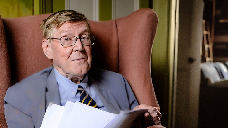 кадр из фильма Alan Bennett: 90 Years On