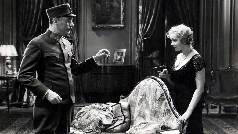 кадр из фильма A Woman of Experience