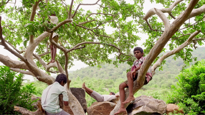 кадр из фильма கிணறு