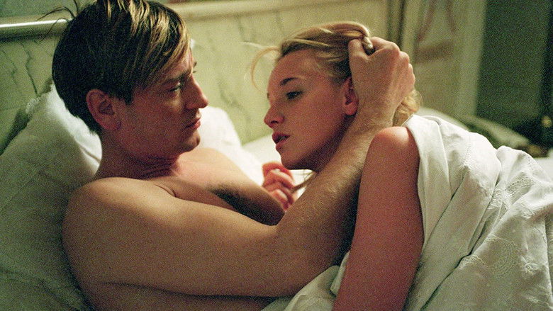 кадр из фильма Одна девушка на двоих